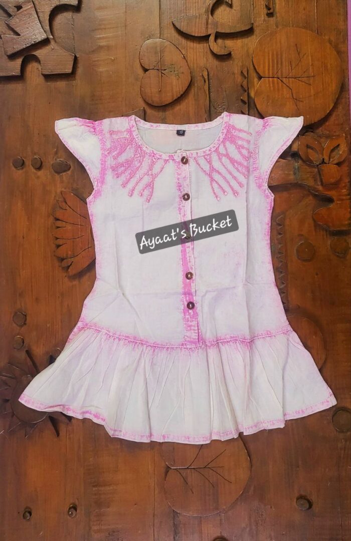 Summer Friendly Baby Girl's Neck Embroidery Frock