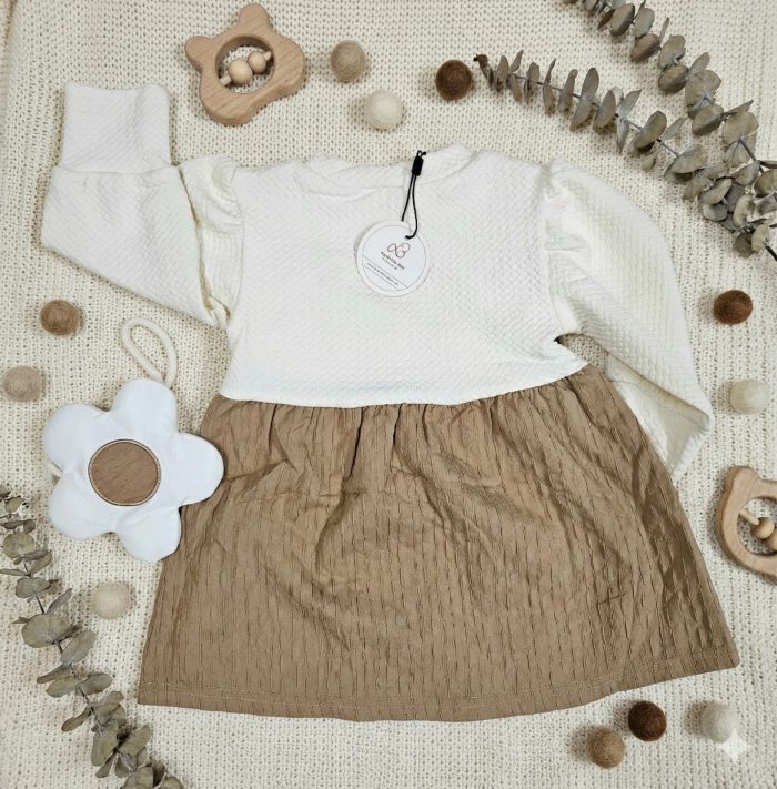 Frock with white flower Neckless - Image 2